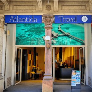 Cóctel exclusivo en Atlantida Travel